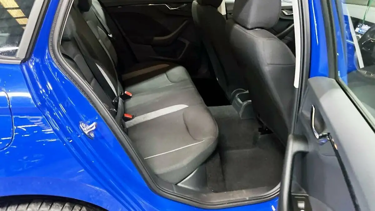 2022-skoda-kamiq-10-tsi-s-big-9