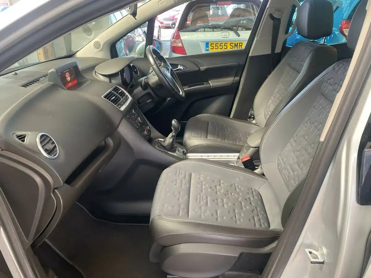 2016-vauxhall-meriva-14i-16v-turbo-se-120ps-big-9