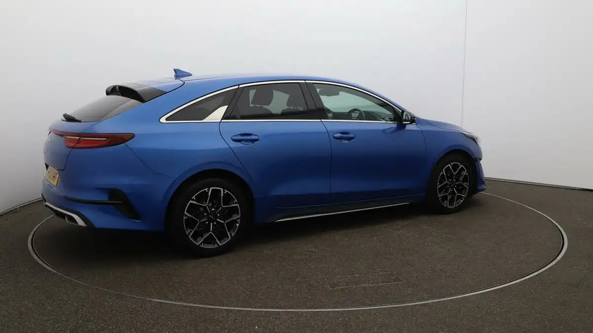 2022-kia-pro-ceed-15-t-gdi-gt-line-big-51
