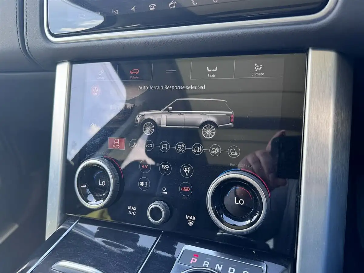 2018-land-rover-range-rover-30-sd-v6-autobiography-big-31