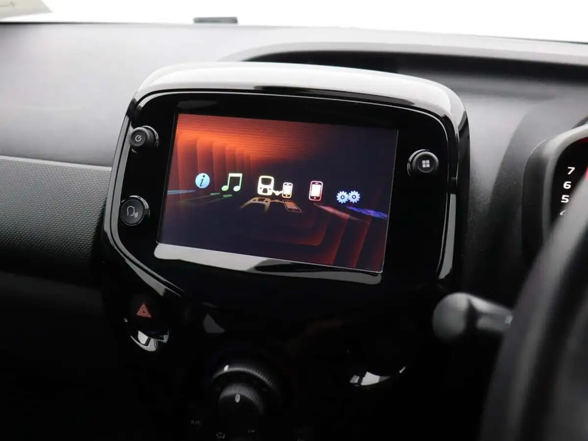 2020-citroen-c1-10-vti-shine-5d-big-24