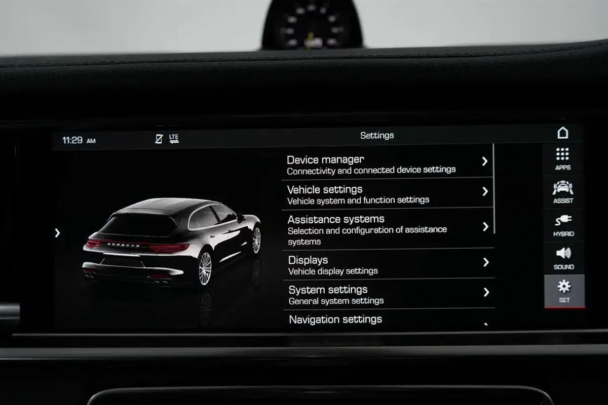 2018-porsche-panamera-29-v6-4-e-hybrid-sport-turismo-big-43