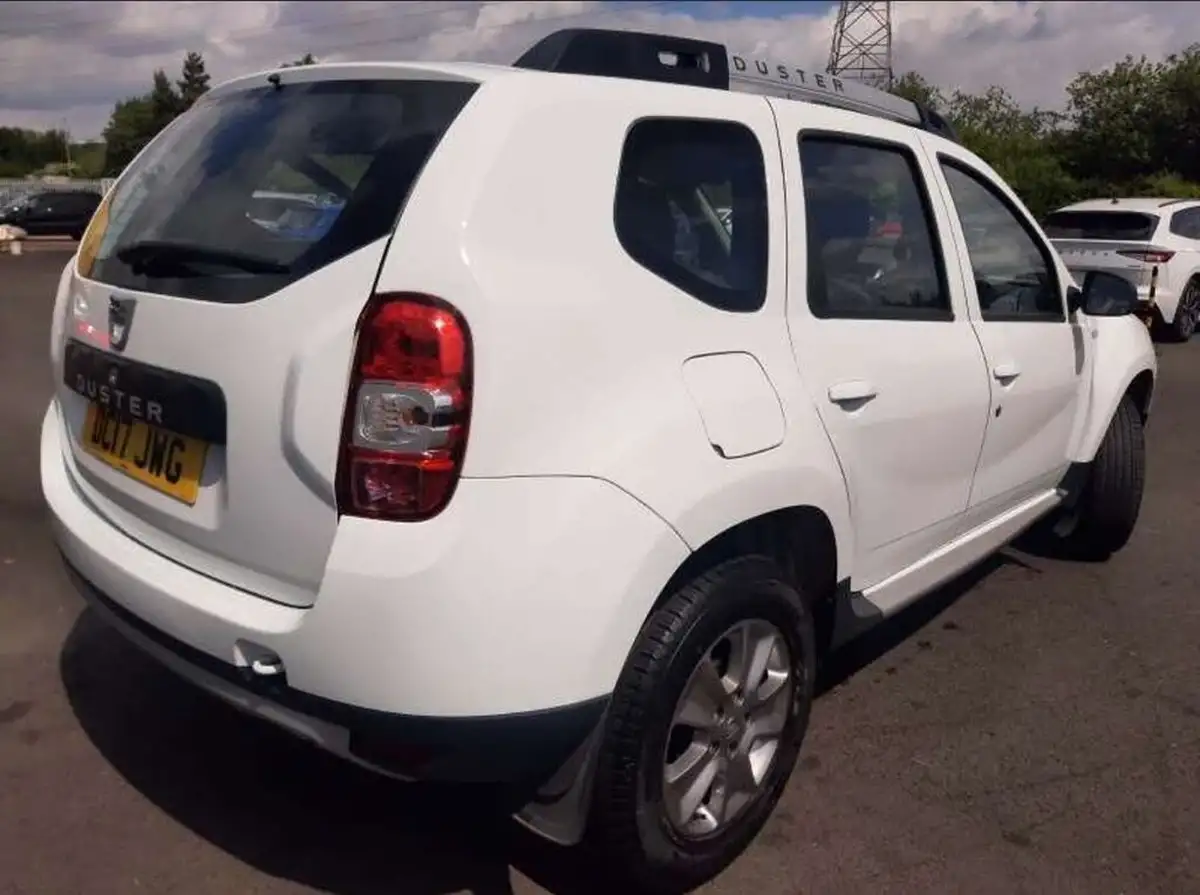 2017-dacia-duster-12-tce-laureate-big-3