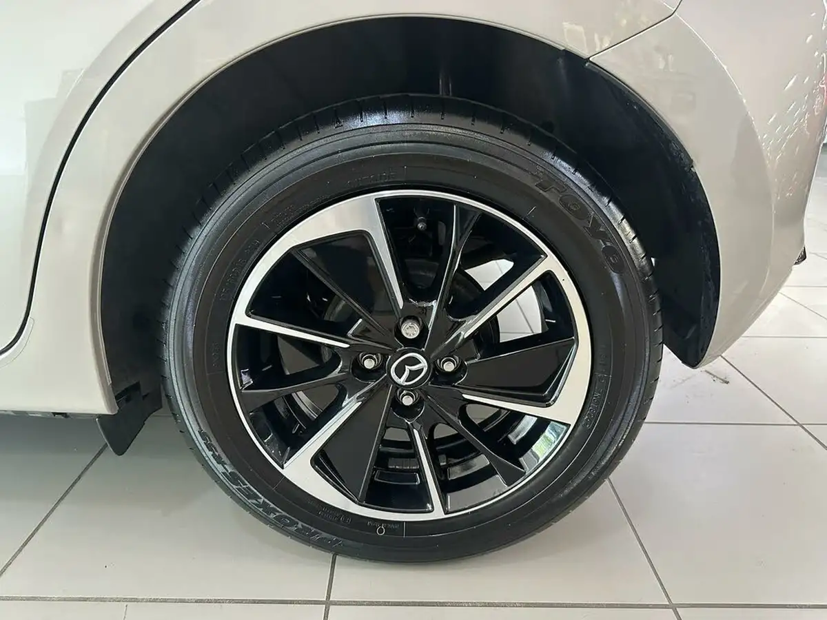 2024-mazda-mazda2-15-e-skyactiv-g-homura-aka-90ps-big-18