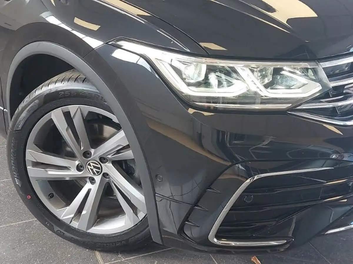 2023-volkswagen-tiguan-15-tsi-r-line-edition-big-8