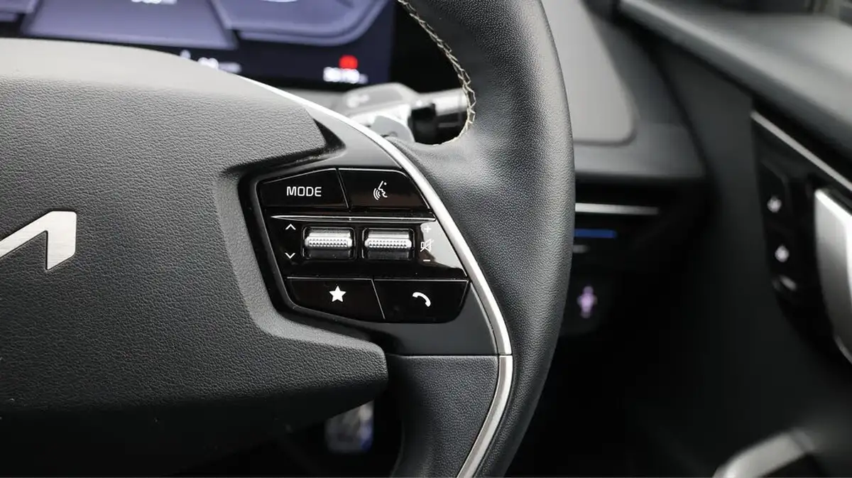 2022-kia-ev6-e-gt-line-225bhp-heat-pump-big-25
