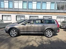 2011-volvo-xc70-30-t6-se-small-10