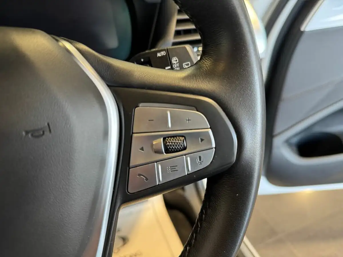 2021-bmw-ix3-e-premier-edition-big-18