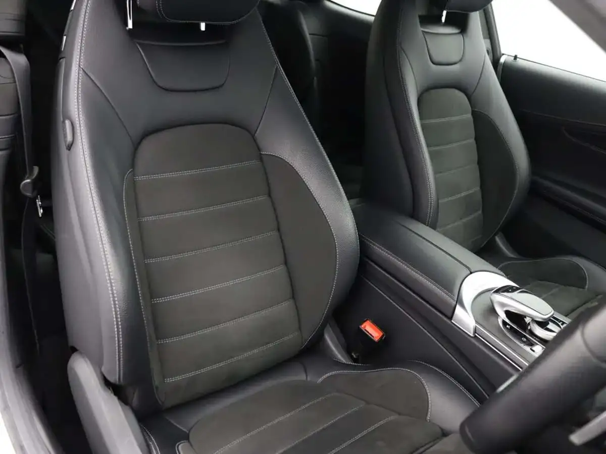 2018-mercedes-benz-c-class-20-c300-amg-line-258ps-premiumss-coupe-2d-big-8