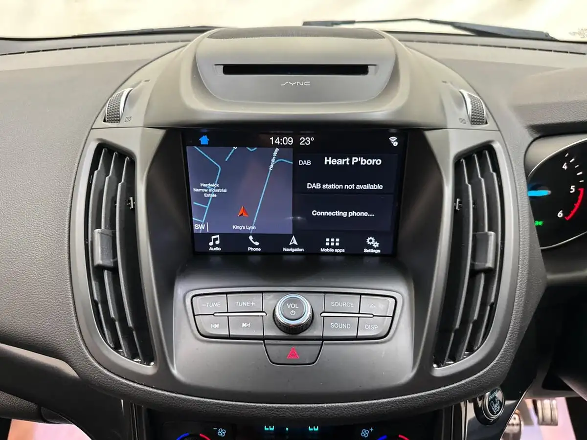 2019-ford-kuga-15tdci-st-line-ss-big-12