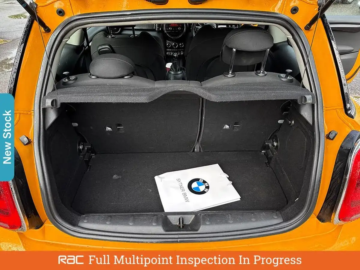 2017-mini-cooper-20-cooper-s-ss-hatchback-3d-big-4