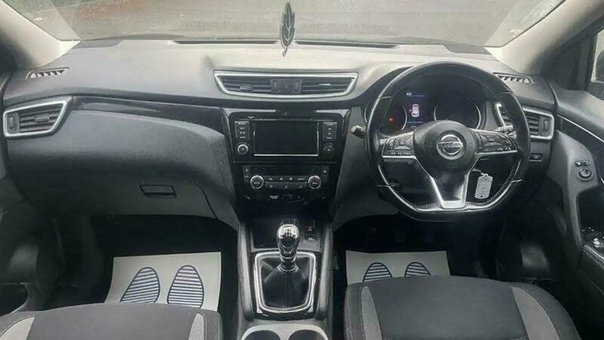 2019-nissan-qashqai-13-dig-t-acenta-premium-140ps-big-12