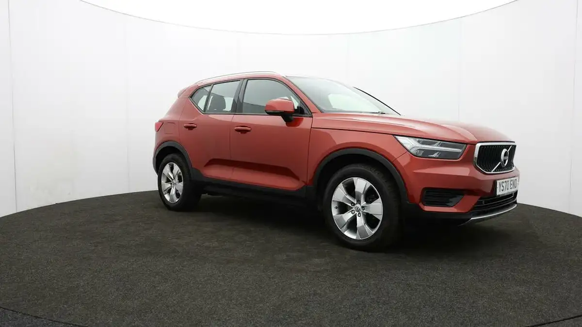2020-volvo-xc40-20td-d3-momentum-geartronic-big-46