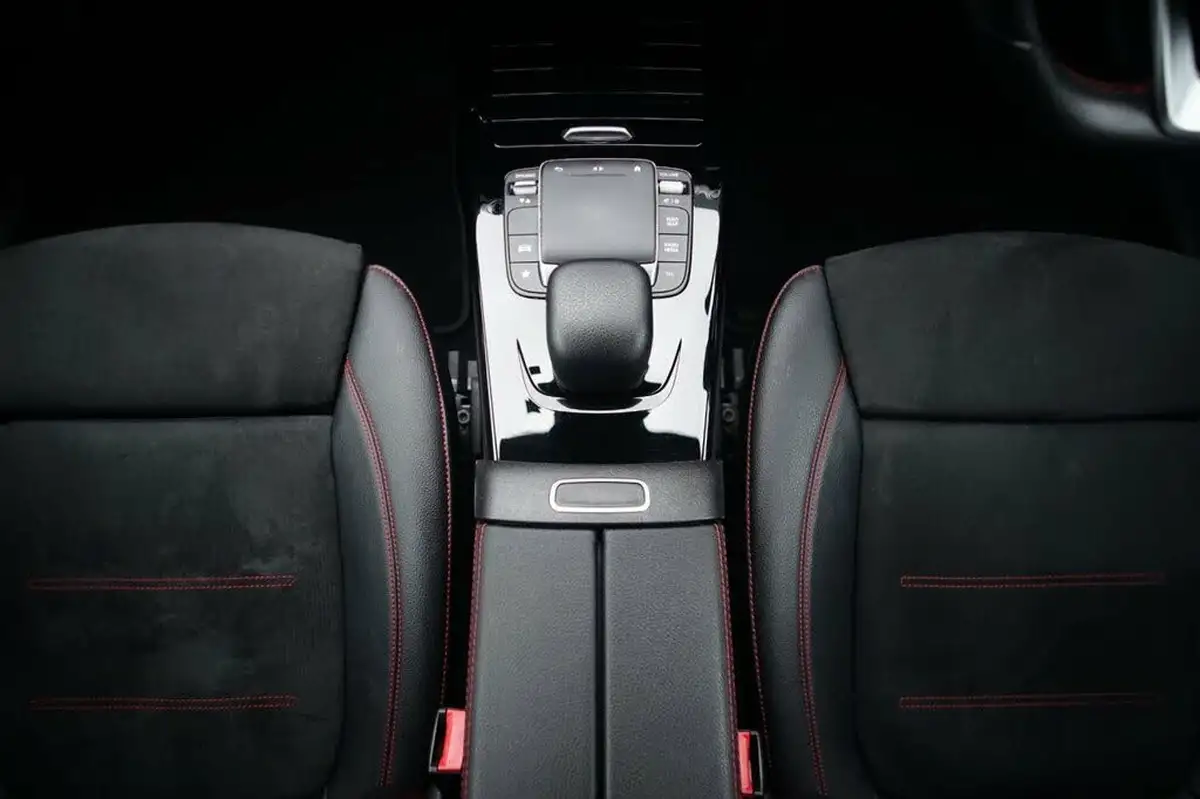 2020-mercedes-benz-a-class-13-a250e-amg-line-saloon-4d-big-20