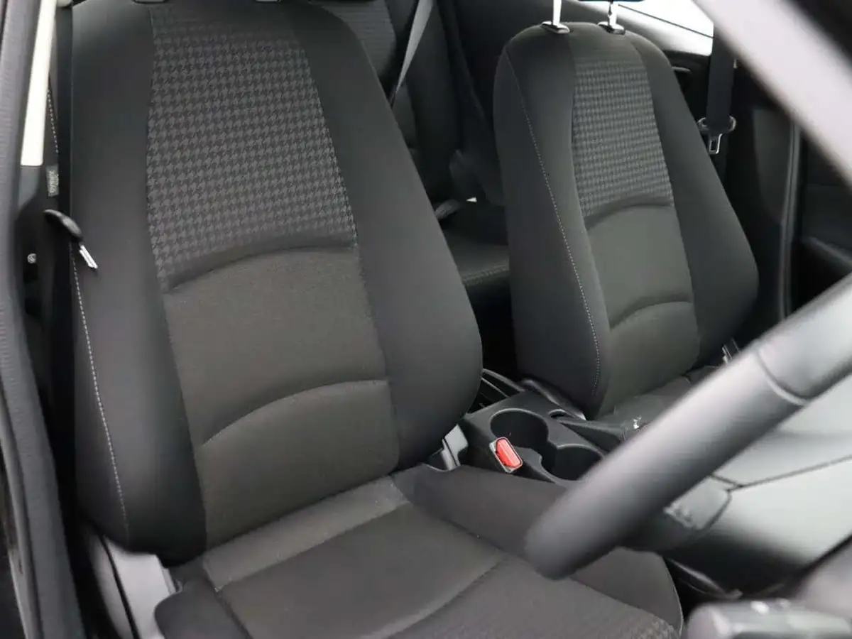 2018-mazda-mazda2-15-se-l-big-6