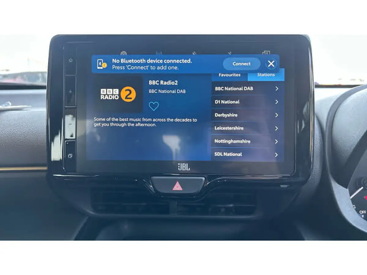 2022-toyota-yaris-cross-15-vvt-i-dynamic-big-35