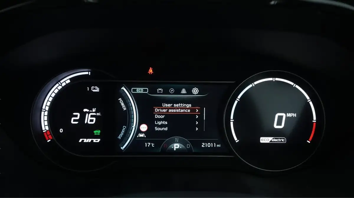 2021-kia-e-niro-ev-4-big-10