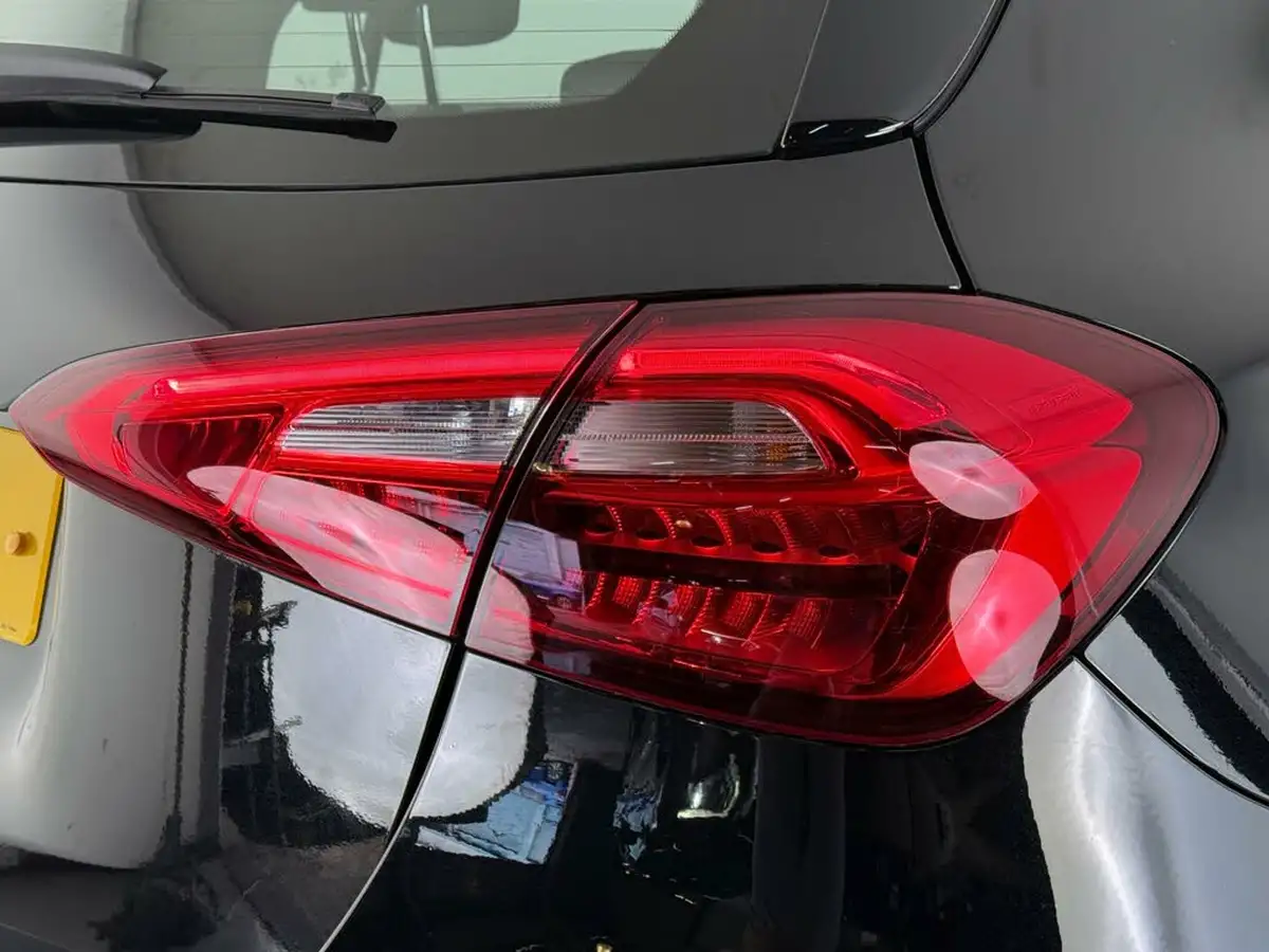 2021-mercedes-benz-a-class-20d-a180d-se-8g-dct-big-9