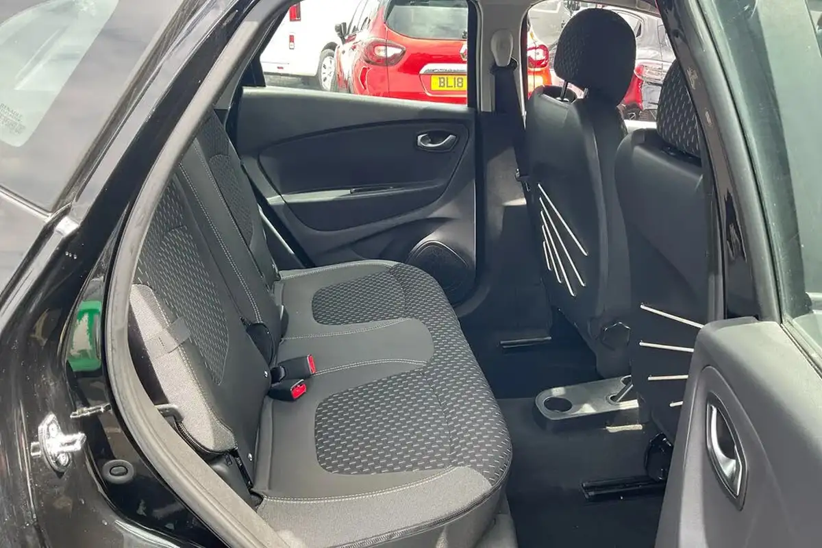 2018-renault-captur-09-tce-dynamique-nav-big-36