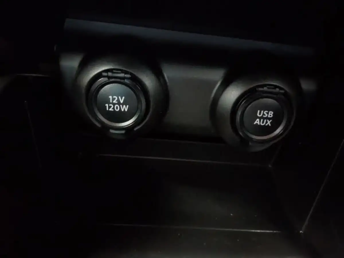 2022-suzuki-swift-12-dualjet-sz5-big-18