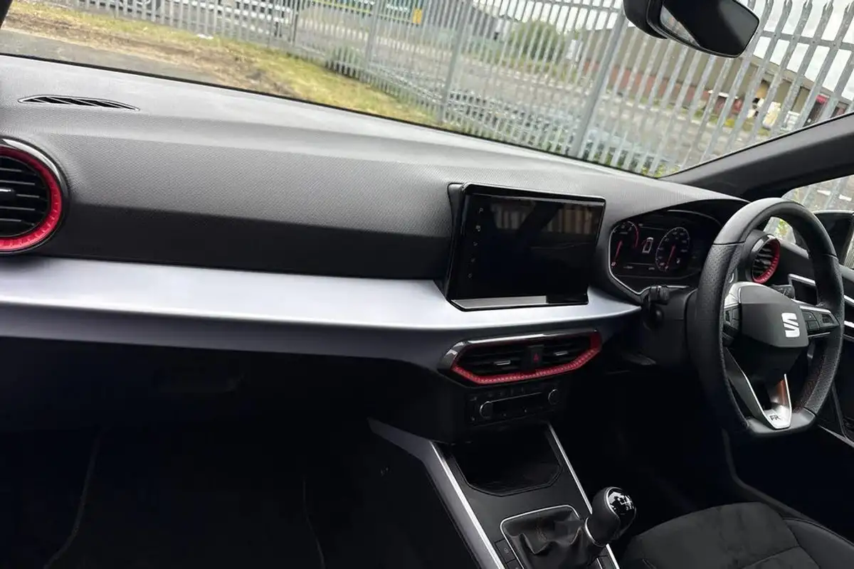 2023-seat-arona-10-tsi-fr-sport-big-7