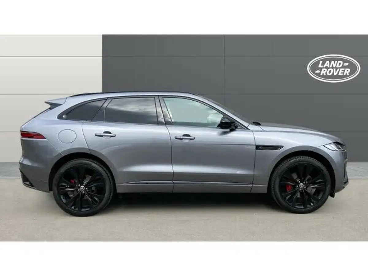 2024-jaguar-f-pace-20-d200-r-dynamic-hse-black-big-4