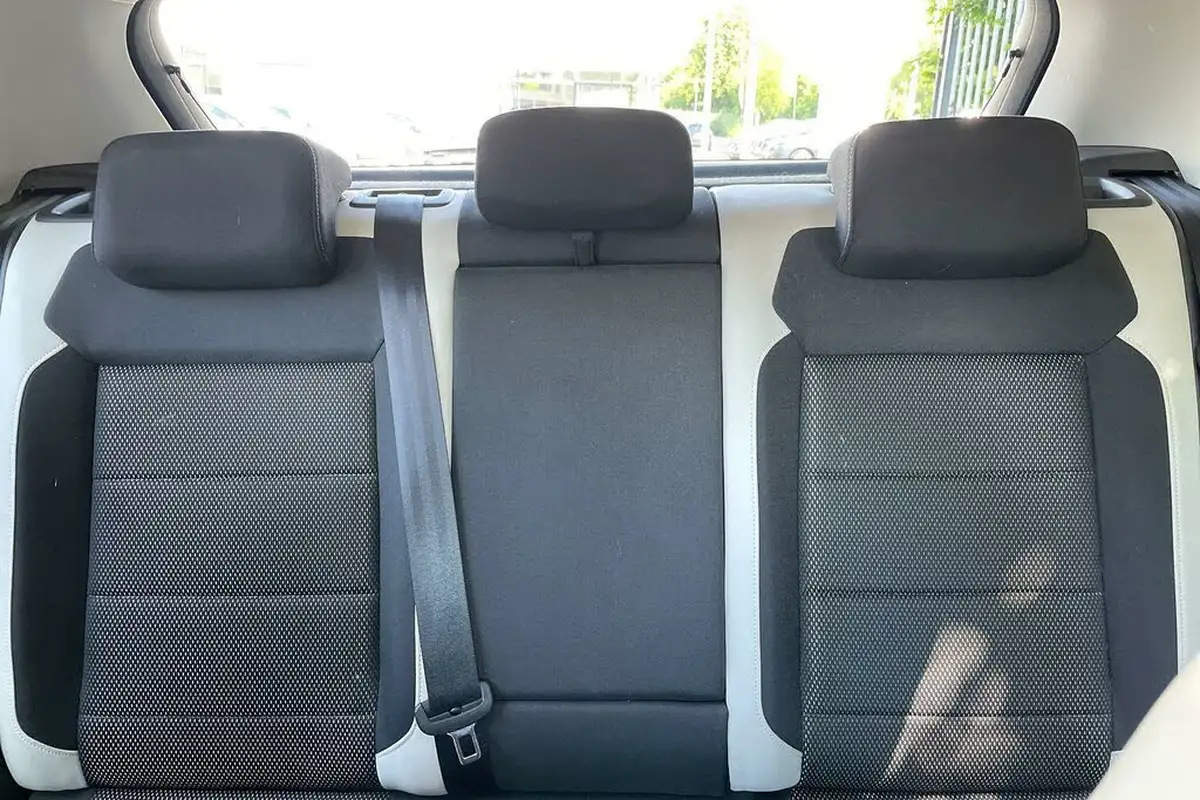 2020-volkswagen-t-roc-15-tsi-sel-dsg-big-33