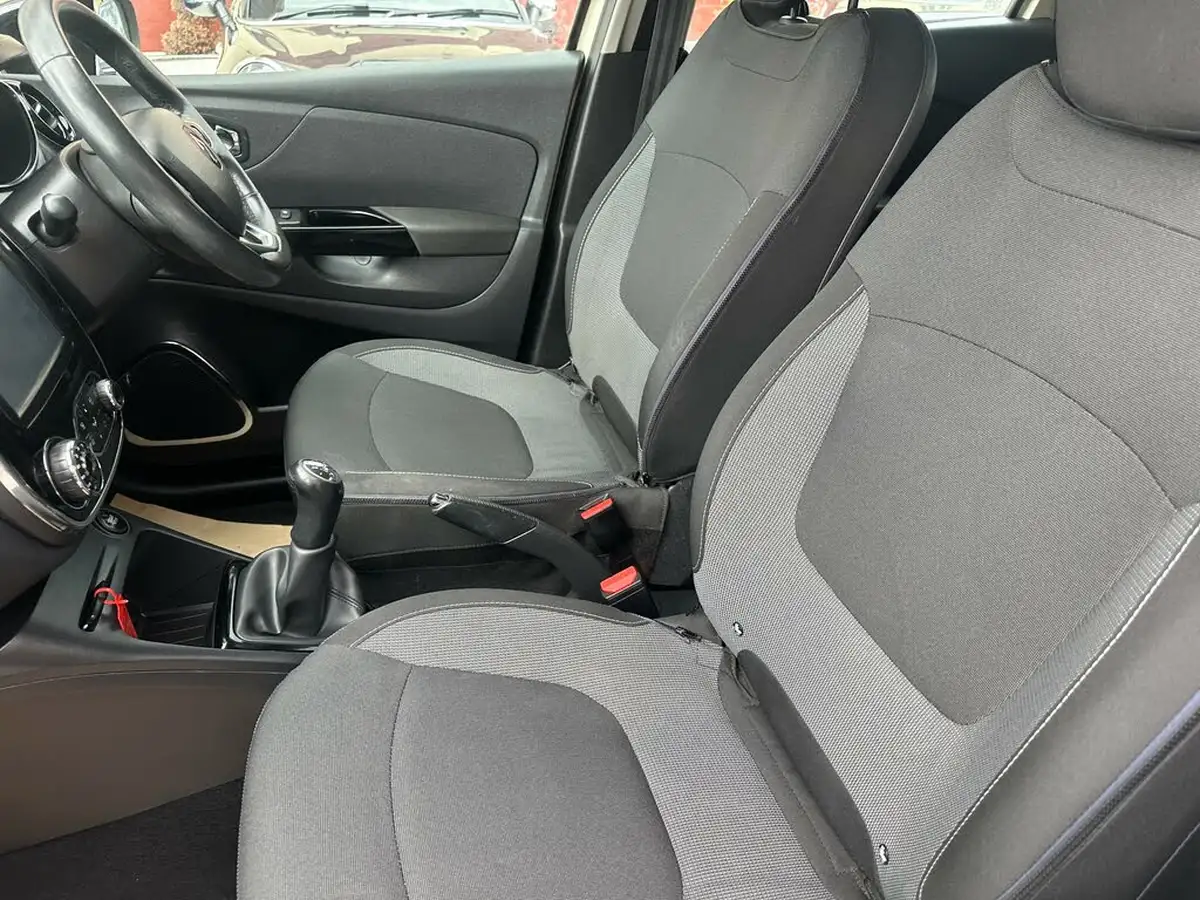 2016-renault-captur-09-dynamique-nav-big-10