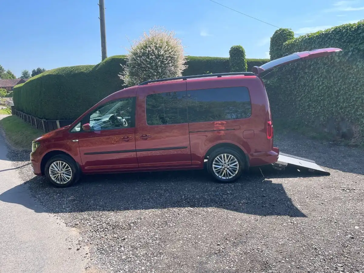 2019-volkswagen-caddy-maxi-life-20tdi-c20-102ps-dsg-big-2