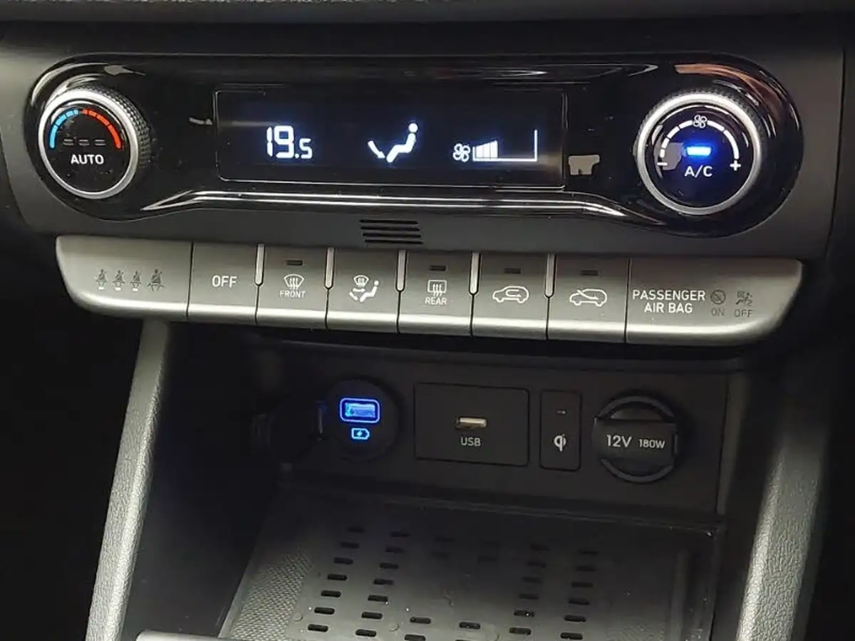2021-hyundai-kona-10-t-gdi-premium-48-volt-mhev-big-14