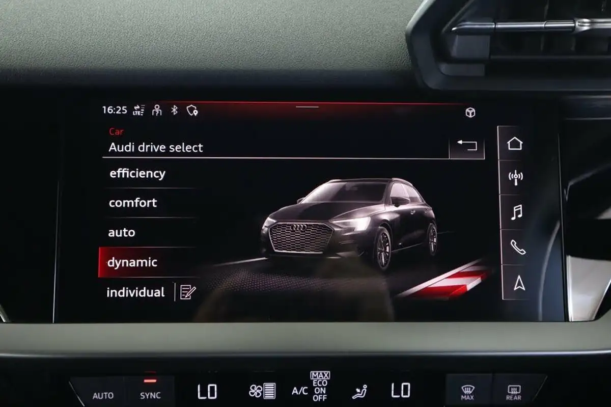 2021-audi-a3-15-35-tfsi-s-line-sportback-5d-tronic-big-42