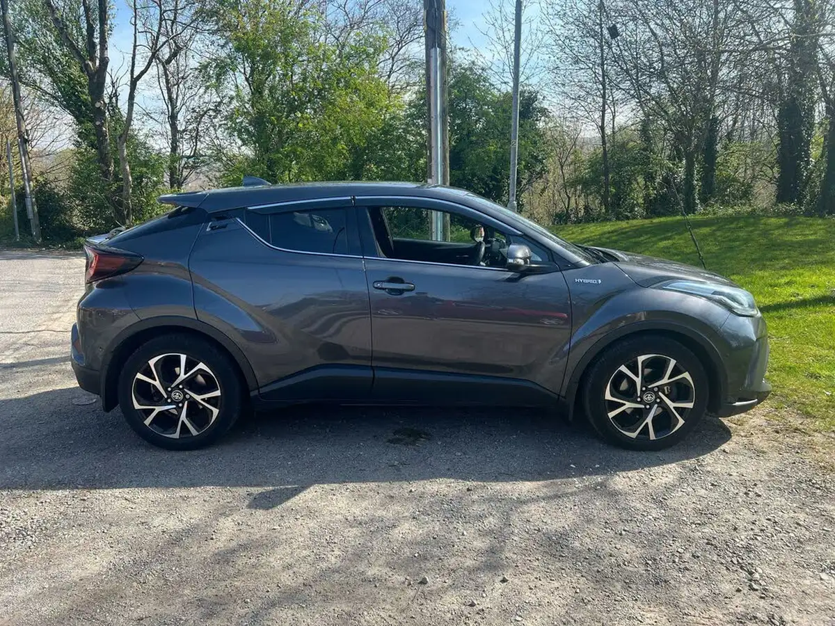 2021-toyota-c-hr-18-vvt-i-design-big-5