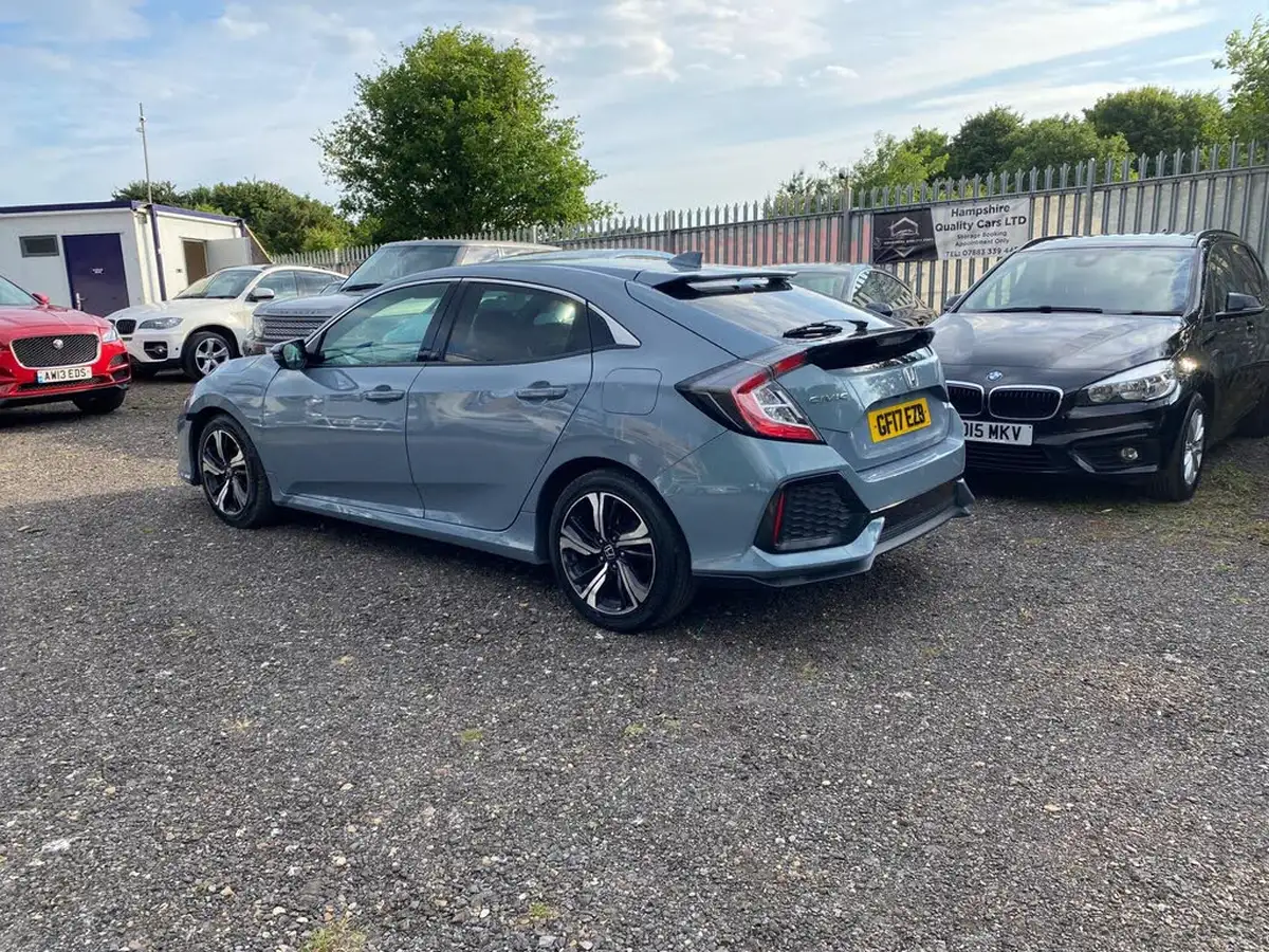 2017-honda-civic-10-vtec-turbo-sr-big-3