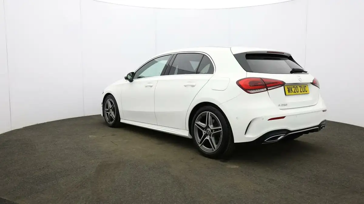 2020-mercedes-benz-a-class-20-a250-amg-line-executive-hatchback-5d-big-55
