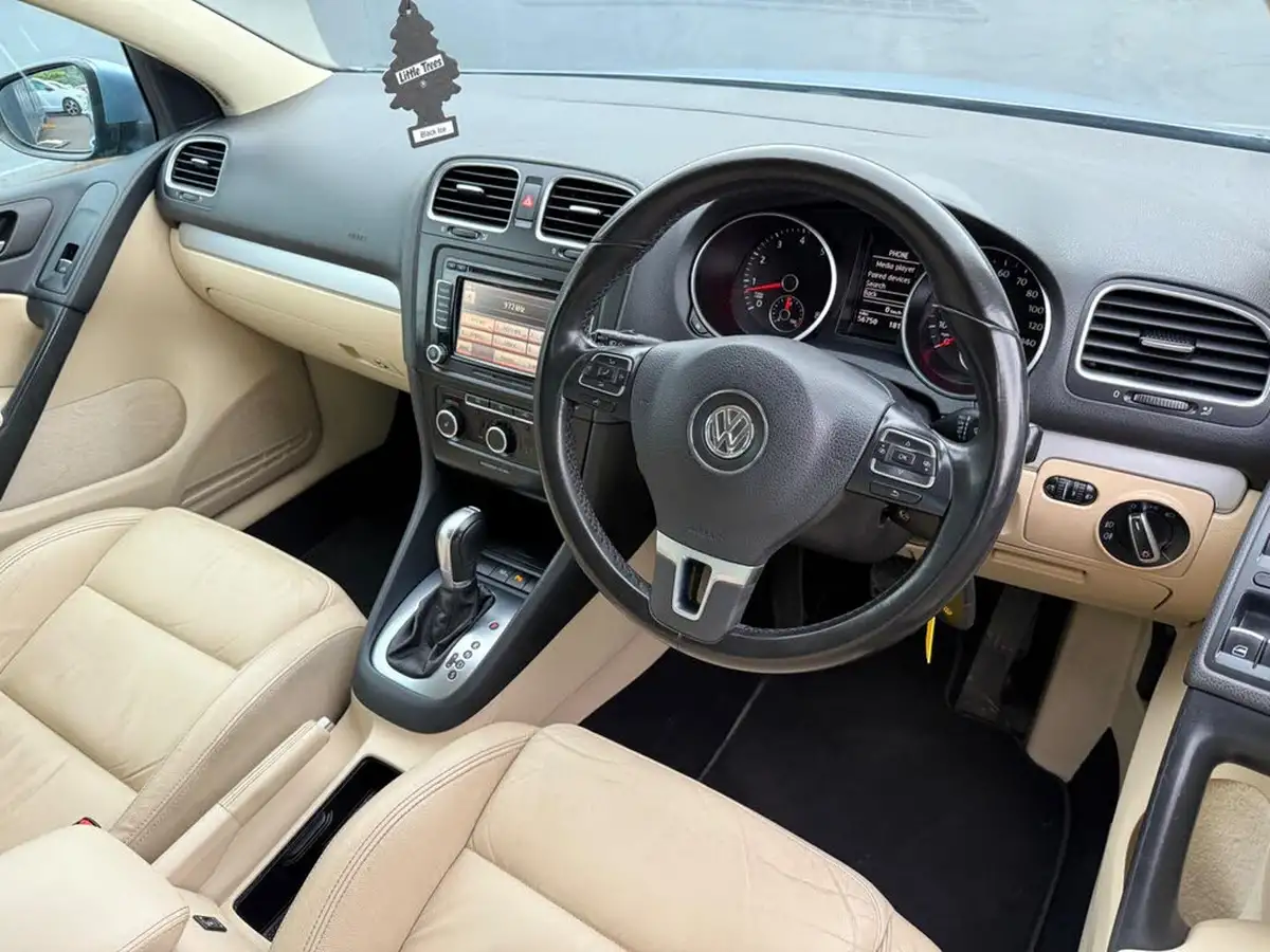 2011-volkswagen-golf-14-gt-tsi-160ps-hatchback-5d-dsg-big-16