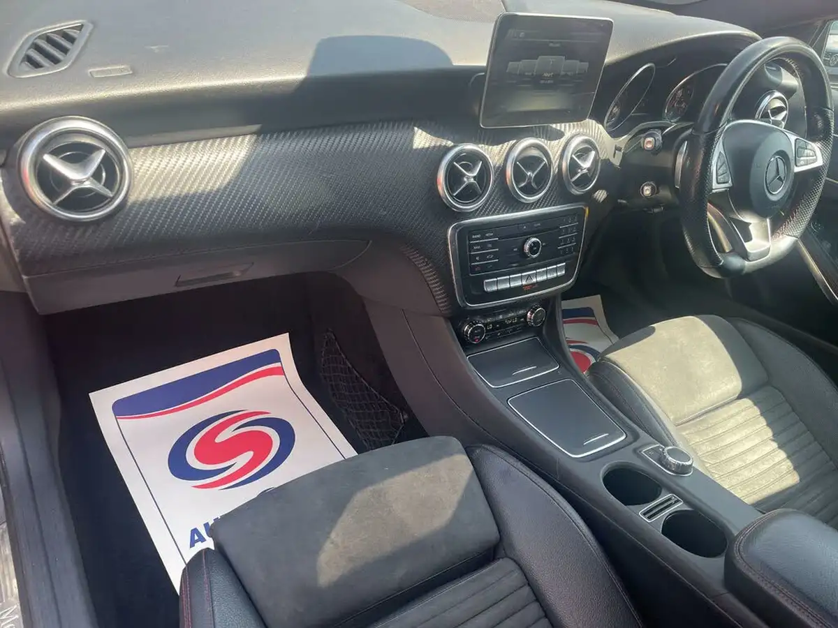 2016-mercedes-benz-a-class-21d-a200d-amg-line-136ps-premiumss-7g-dct-big-15