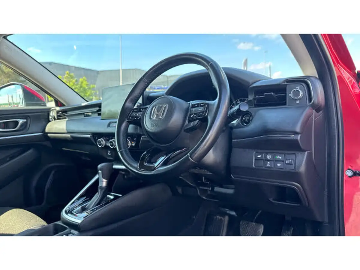2022-honda-hr-v-15-i-mmd-advance-big-32