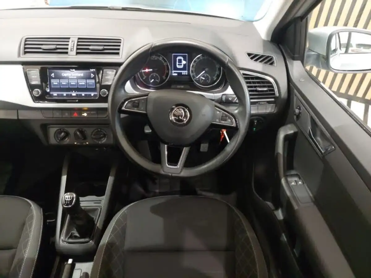 2019-skoda-fabia-10-tsi-se-95ps-estate-big-6