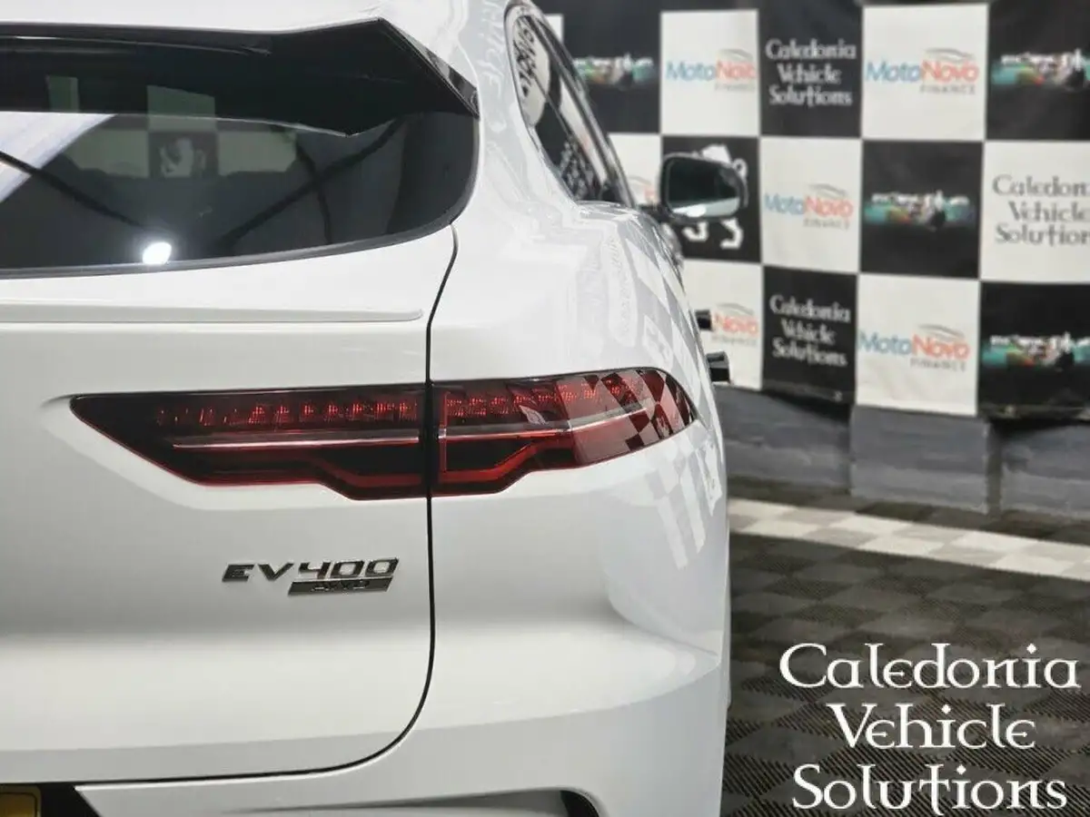2019-jaguar-i-pace-ev400-se-big-20