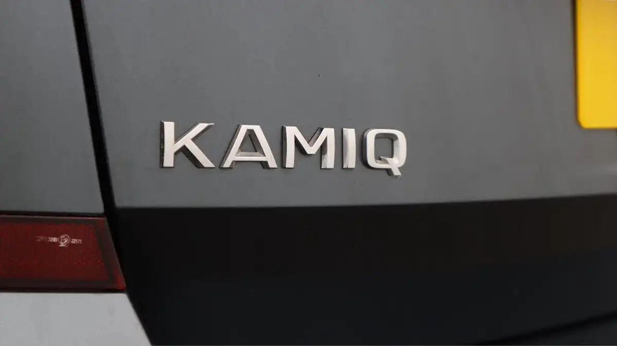 2021-skoda-kamiq-10-tsi-se-109ps-dsg-big-21