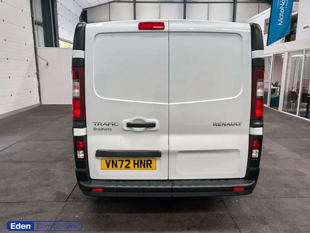 2022-renault-trafic-20dci-sl28-110-business-big-5