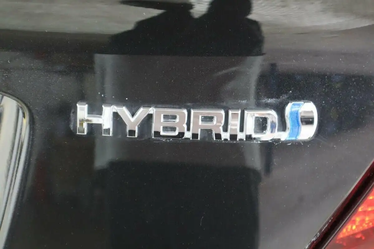 2022-toyota-c-hr-18-vvt-i-design-big-52