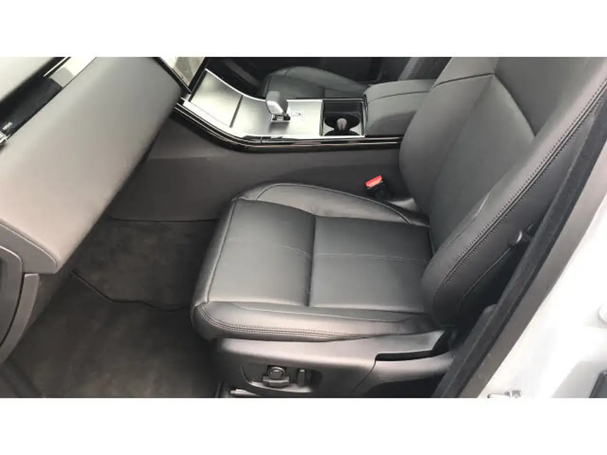 2024-land-rover-range-rover-velar-20-d200-dynamic-se-big-25