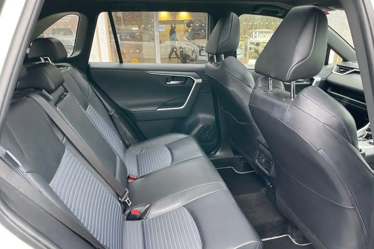 2019-toyota-rav4-25-vvt-i-dynamic-219bhp-big-21