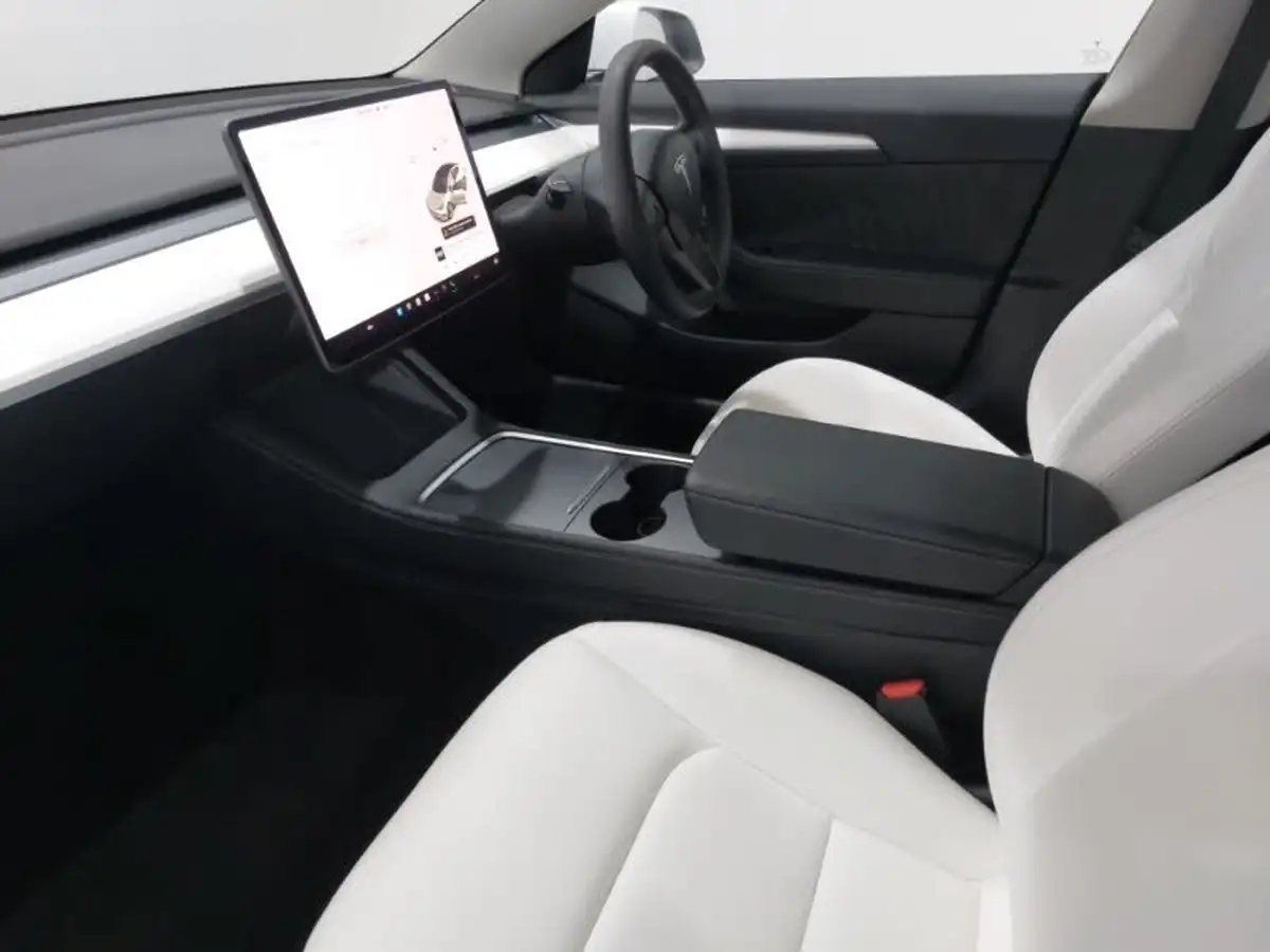 2021-tesla-model-3-e-long-range-4x4-big-4
