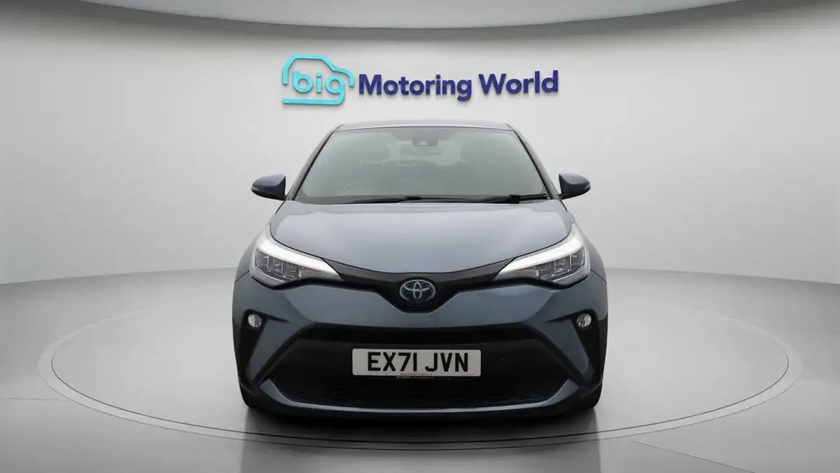 2021-toyota-c-hr-18-vvt-i-design-big-2