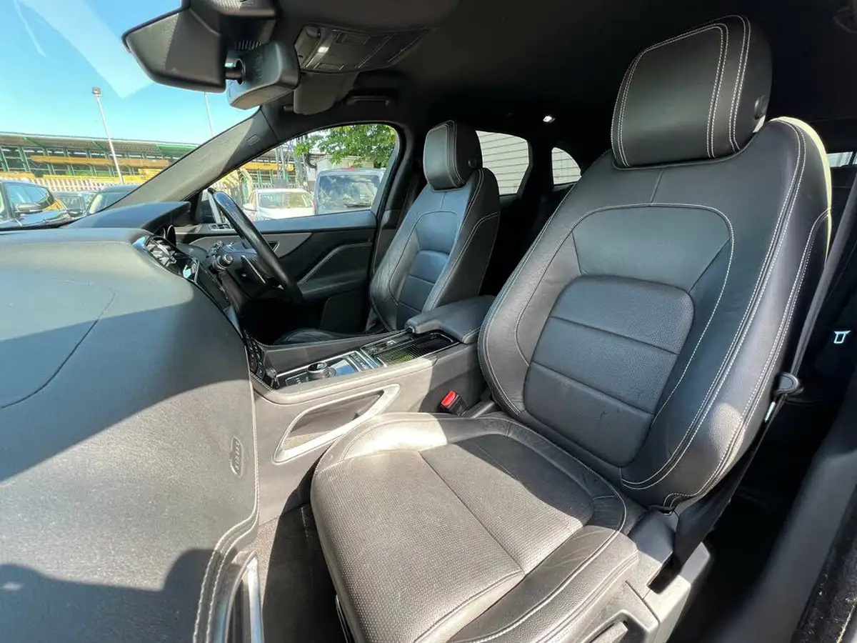 2018-jaguar-f-pace-20-i4d-r-sport-180ps-auto-big-28