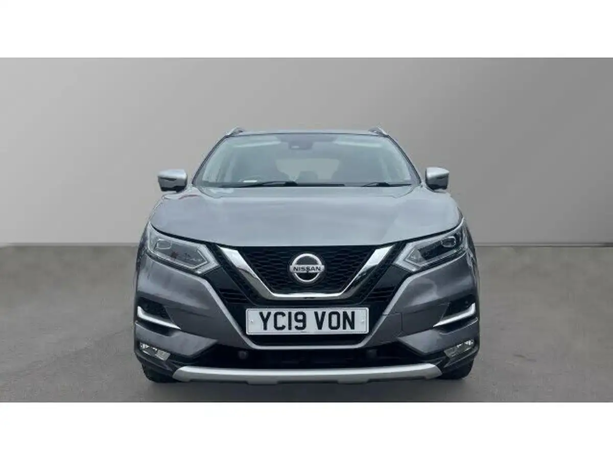 2019-nissan-qashqai-13-dig-t-n-motion-140ps-big-2