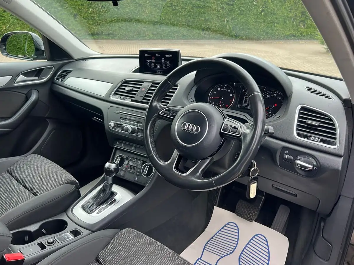 2017-audi-q3-14-tfsi-sport-s-tronic-big-8