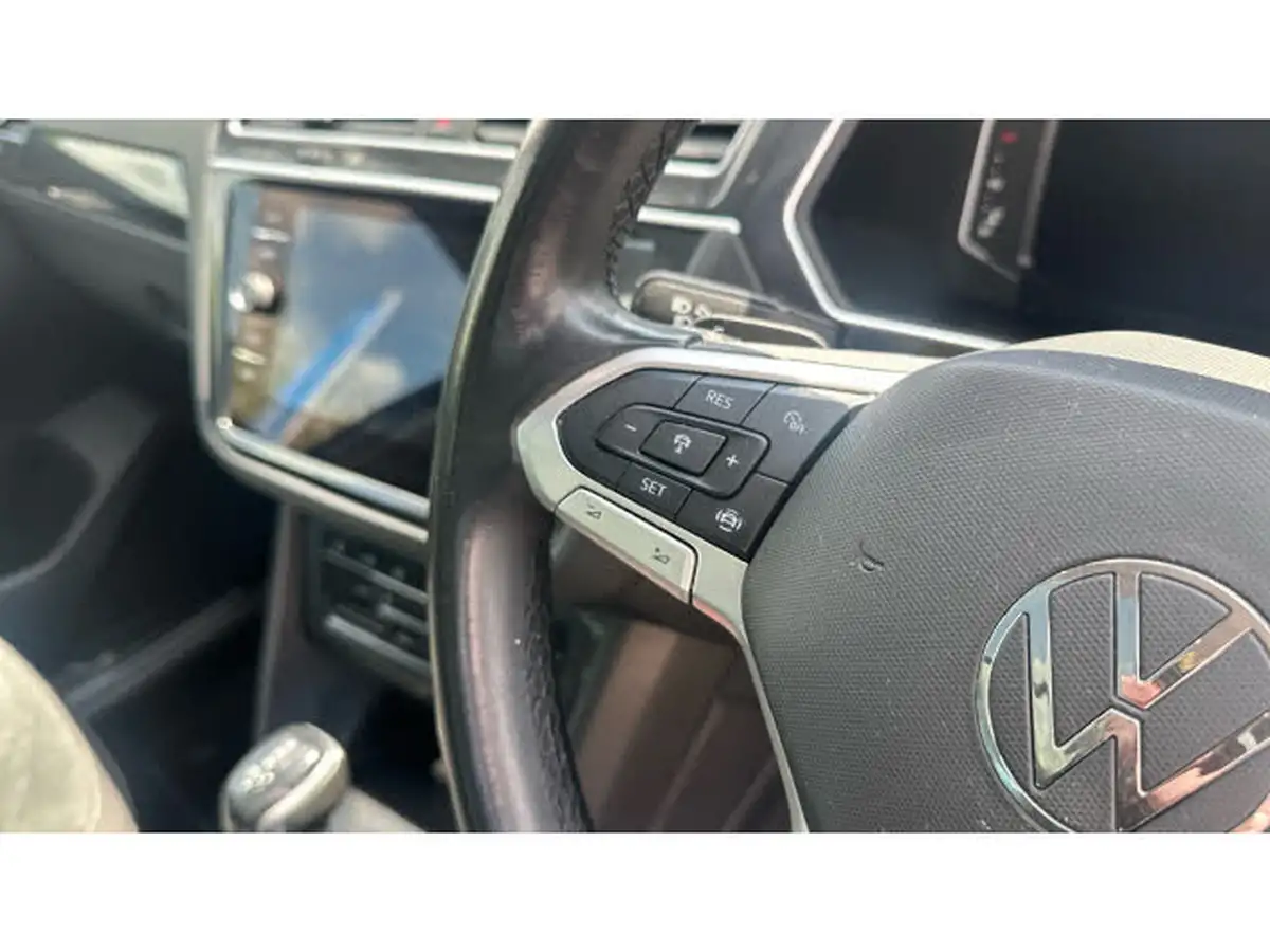 2022-volkswagen-tiguan-15-tsi-elegance-big-16